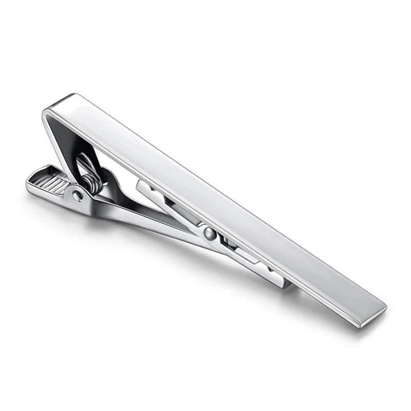 pince à cravate élégante couleur argent