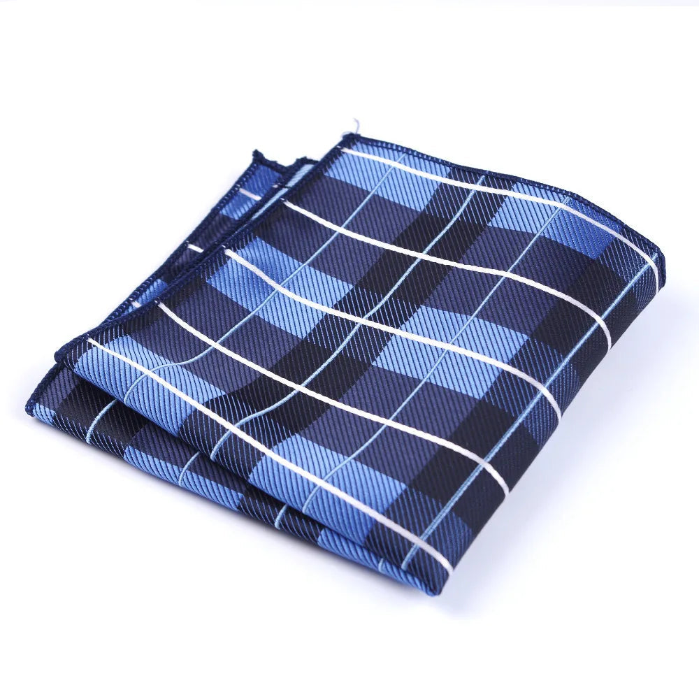 pochette de costume bleu a carreaux