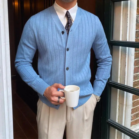 Cardigan bleu old money