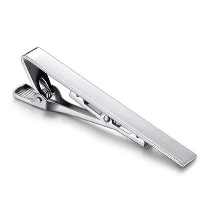 pince à cravate élégante couleur argent