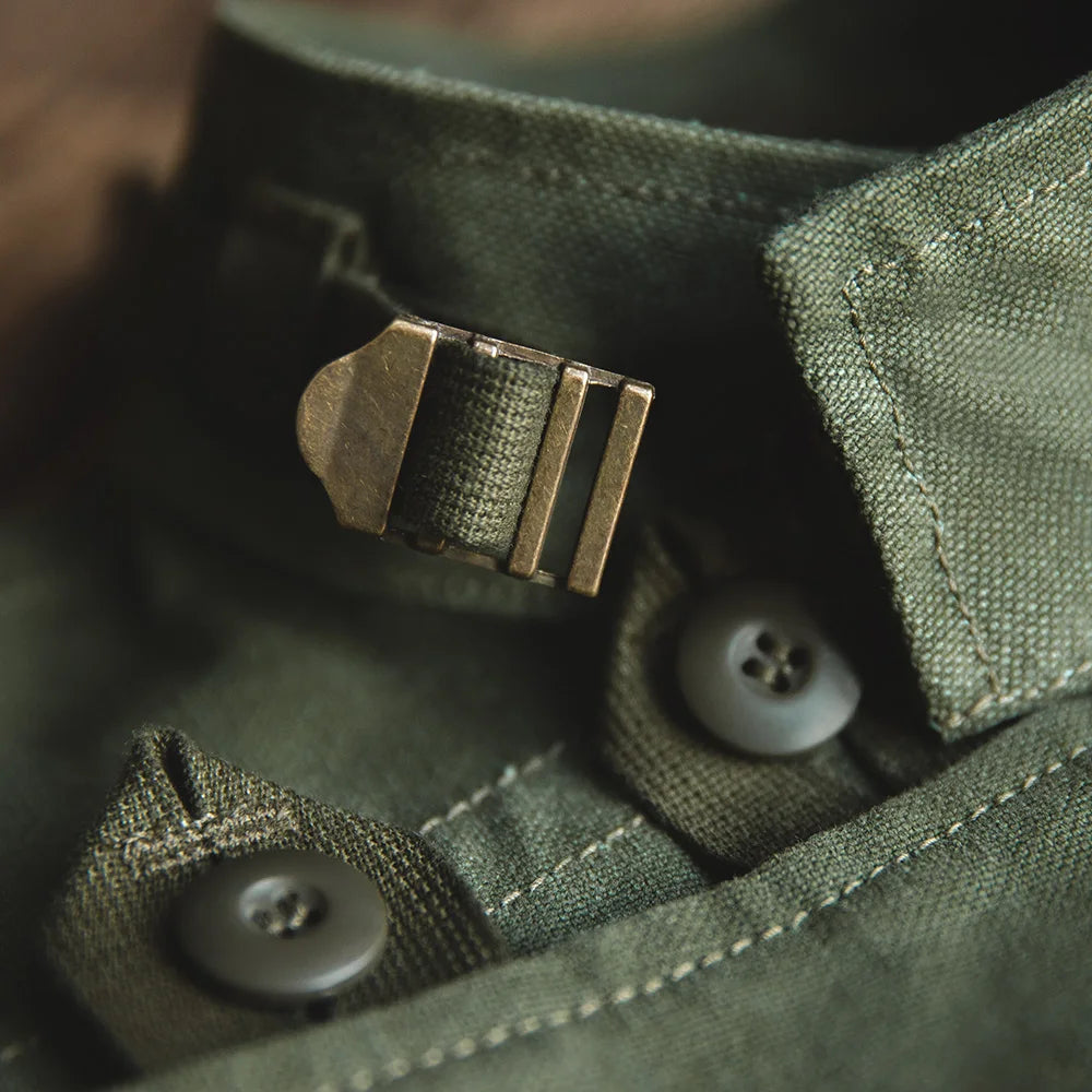 veste matelassée homme kaki zoom sur le col